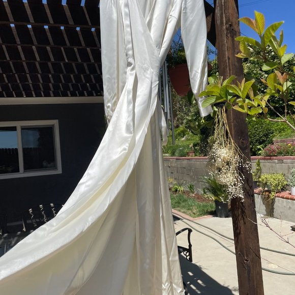 Rya Dress - Bridal from Reformation - Picture 6 of 6